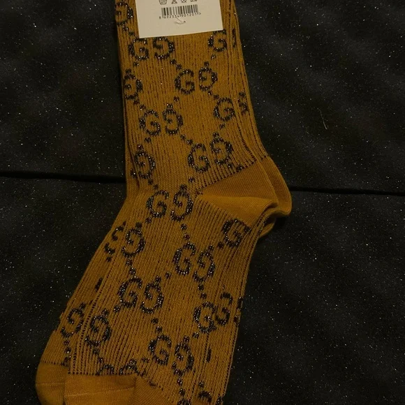 Gucci Golden Yellow Socks with Iconic Pattern - Picture 2 of 3